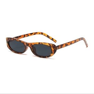 Oval Frame Sunglasses